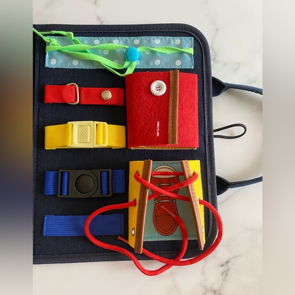 Busy Board Montessori Toy | Travel Toy | Fine Motor Learning Toy - Picture 4 of 5